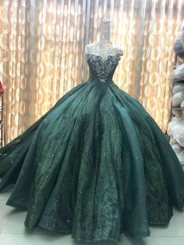 Green princess sparkly sleeveless ball gown wedding/prom dress with ...