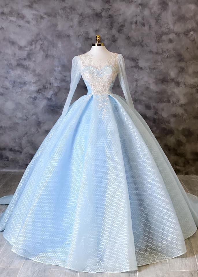 Bridgerton Bride: A Beautiful Blue, Regency Inspired Micro Wedding  Editorial | Love My Dress®, UK Wedding Blog, Podcast, Directory & Shop