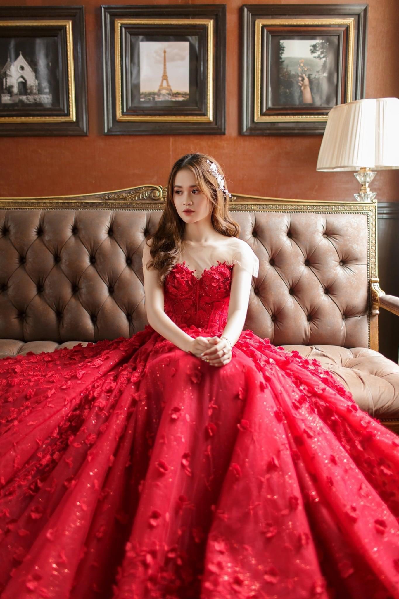 Powerful red sleeveless or cap sleeves sparkle beaded ball gown wedding  dress with train & glitter tulle - various styles