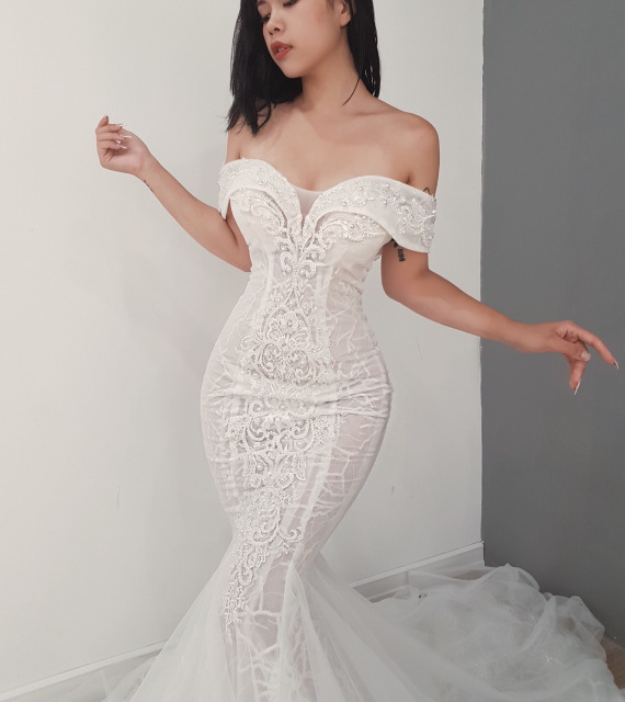 Sexy off the shoulder beaded lace fishtail/mermaid wedding dress with ...