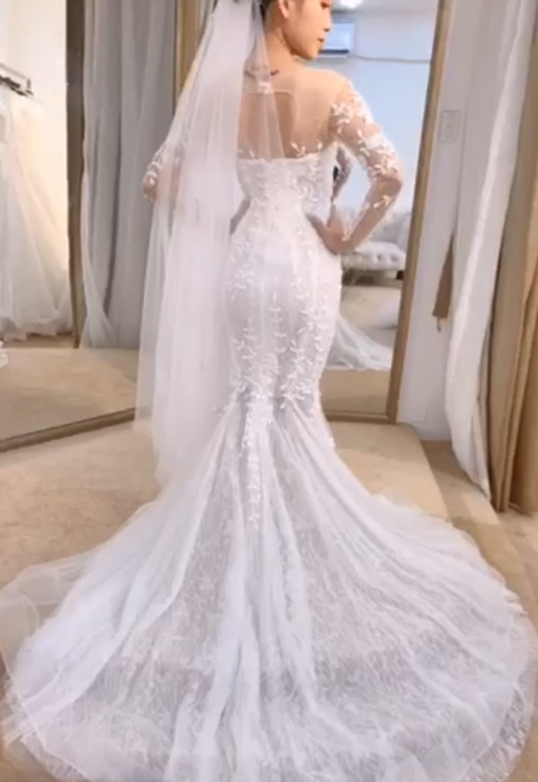 Classy white long sleeve lace fishtail/mermaid wedding