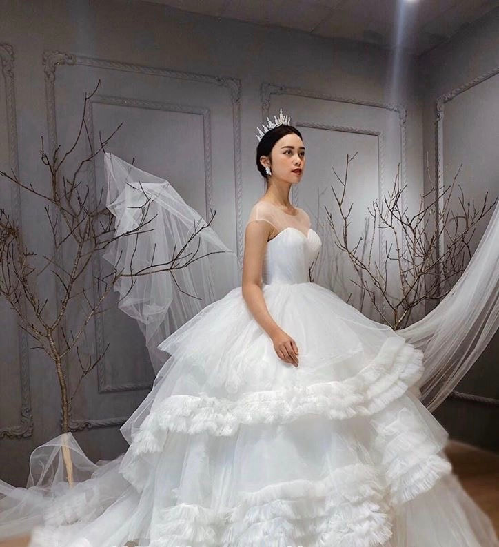 Francesca - airy chiffon wedding dress with thin straps