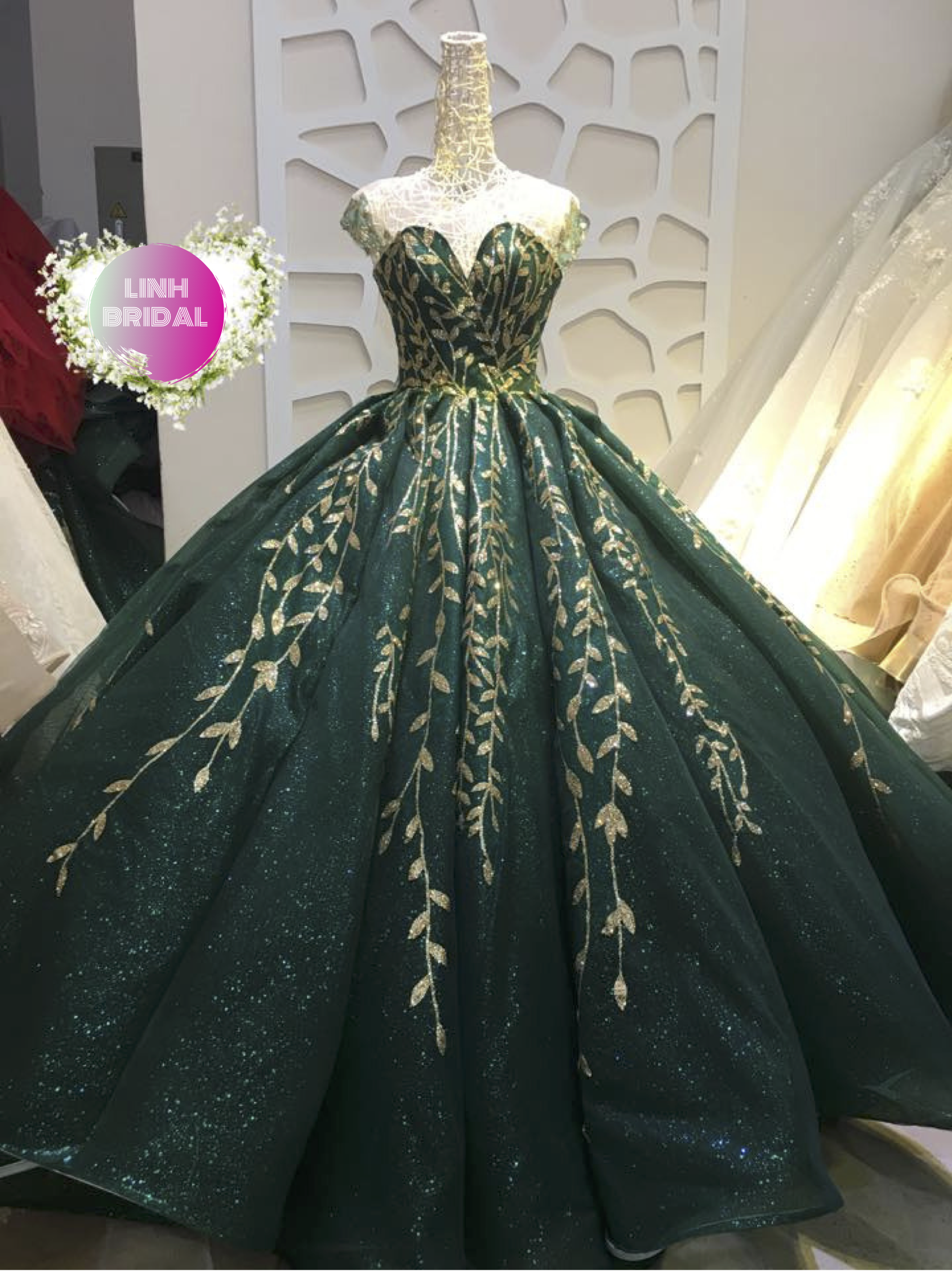 princess with green dress