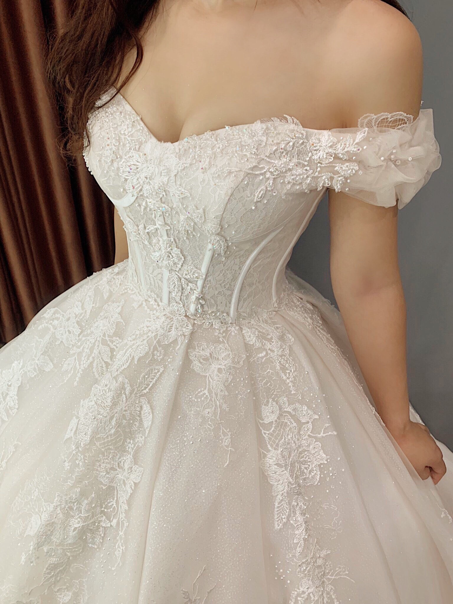 White Puffy Ball Princess wedding gown – D&D Clothing