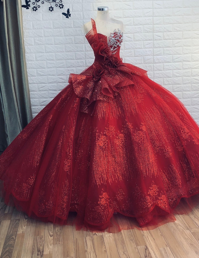 Ravishing red, white or gold sparkle ball gown wedding dress with mid ...