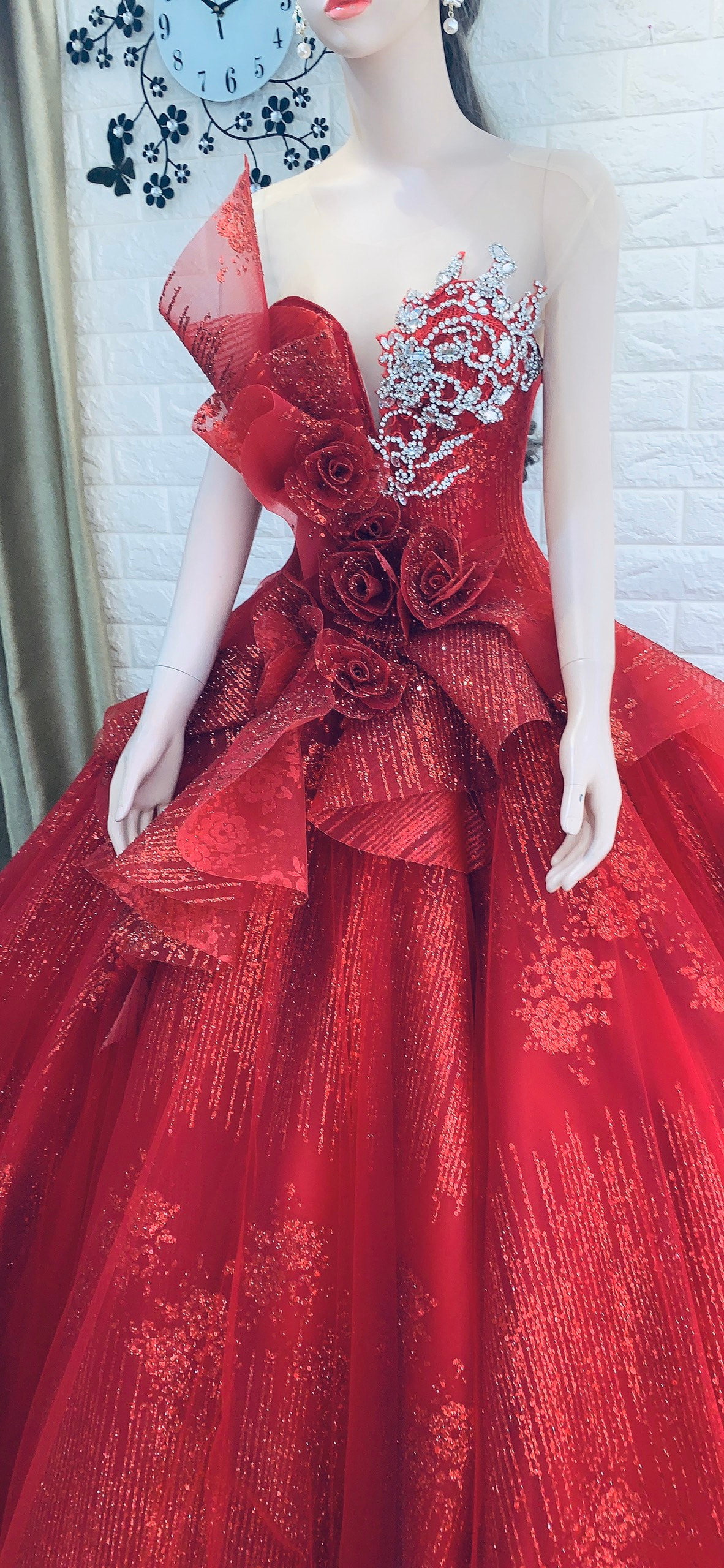 Ball Gown Red Prom Dress With Beads Off the Shoulder Floor-Length Lace  #sweet16ballgowns | Red ball gowns, Sweet 16 dresses, Red quinceanera  dresses