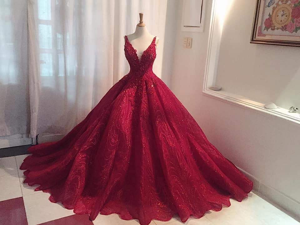 Ferrara autumn, Korean aristocratic temperament skirt Fashion Sau San  V-Neck Solid Color bubble dress code red large wedding dress longÂ L