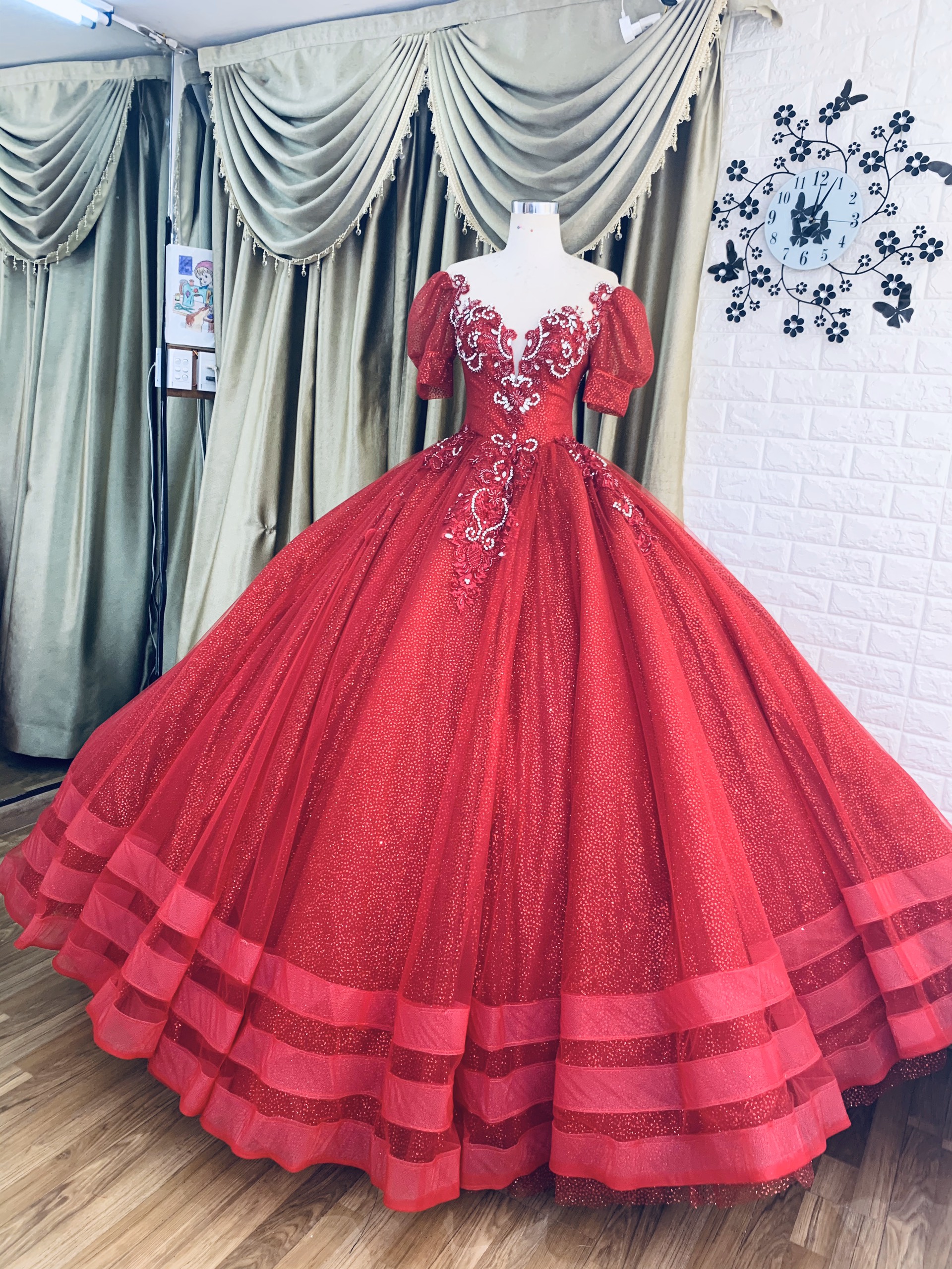 Fashion Red Wedding Dress Off the Shoulder Fluffy Tulle Ball Gowns Crystal  Beads Long Floor Length Prom Party Evening Dresses - AliExpress