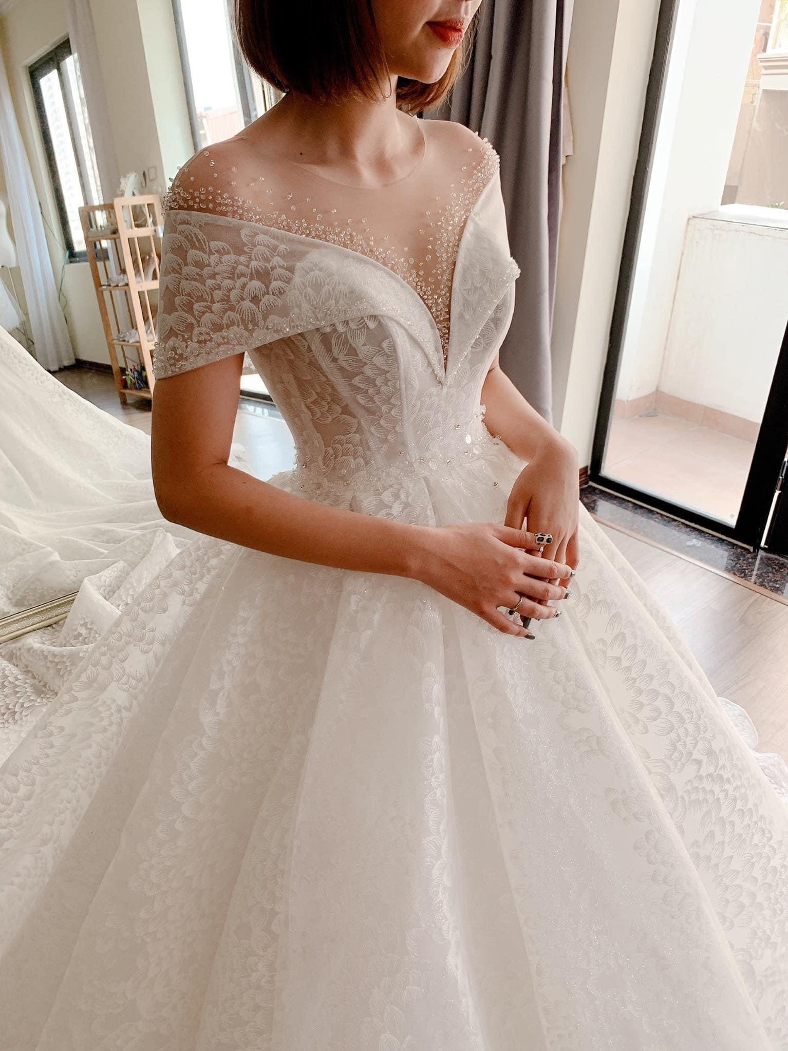 Interesting glitter patterned white sparkle ballgown wedding dress with  short train - various styles