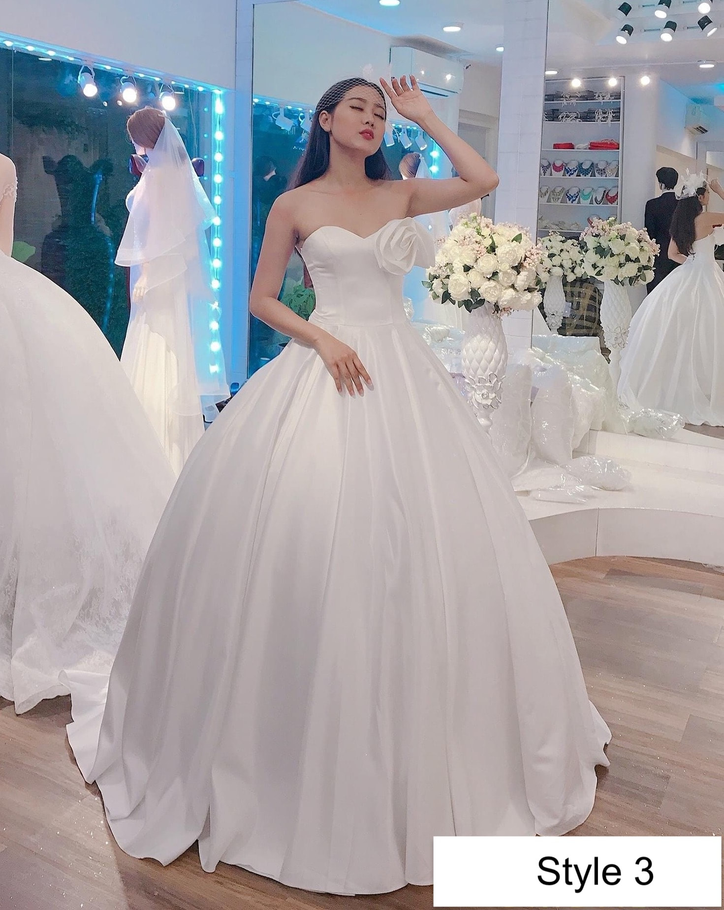 White Ivory Wedding Dresses Off the Shoulder Lace Appliques Elegant Bridal  Gowns | eBay