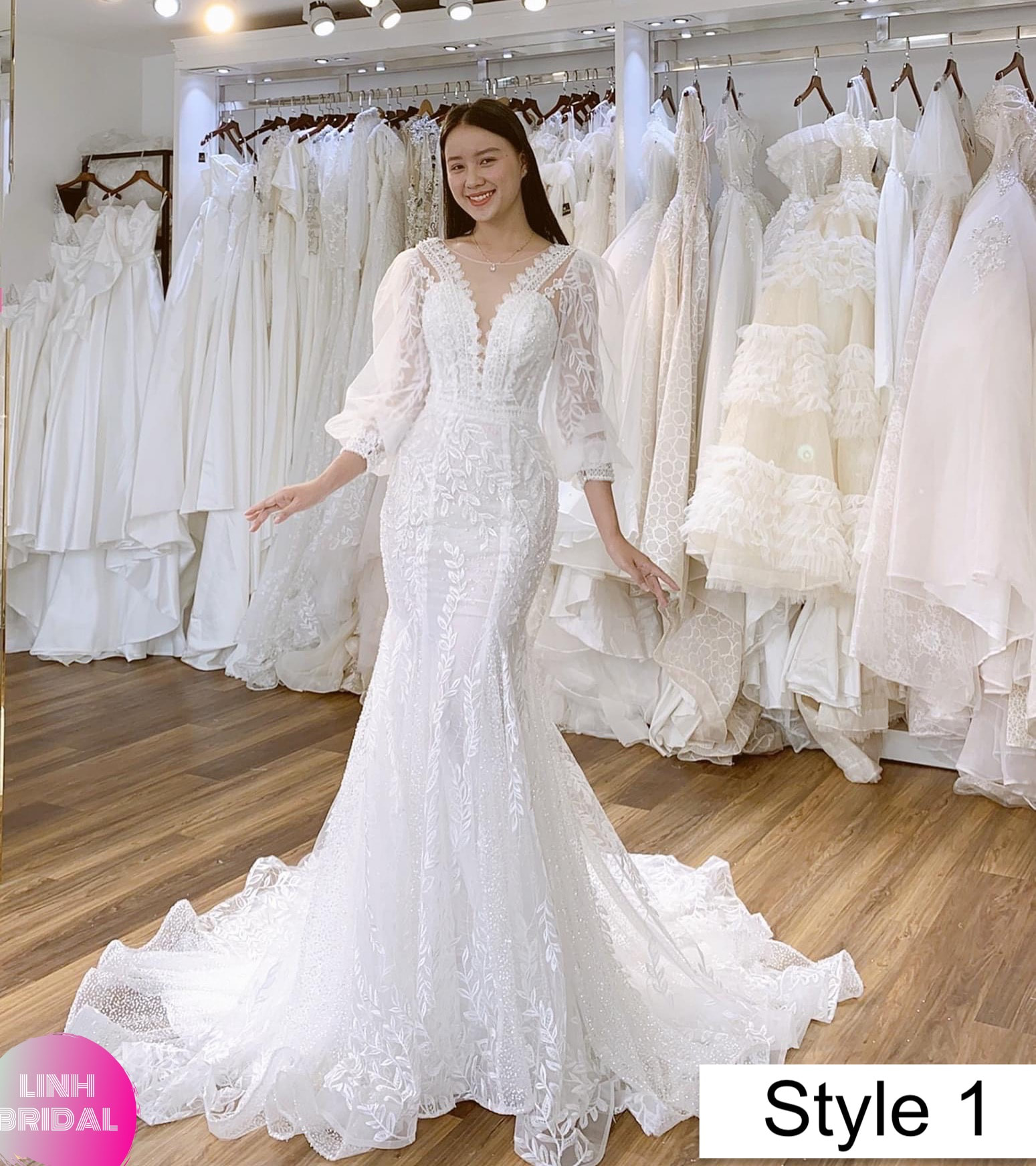 Dreamy long puffy sleeves white lace fishtail/mermaid