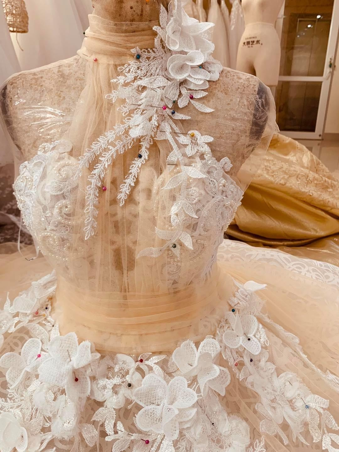 Cute Big Bow Ivory Satin A-line Elegant Wedding Dress with Pockets