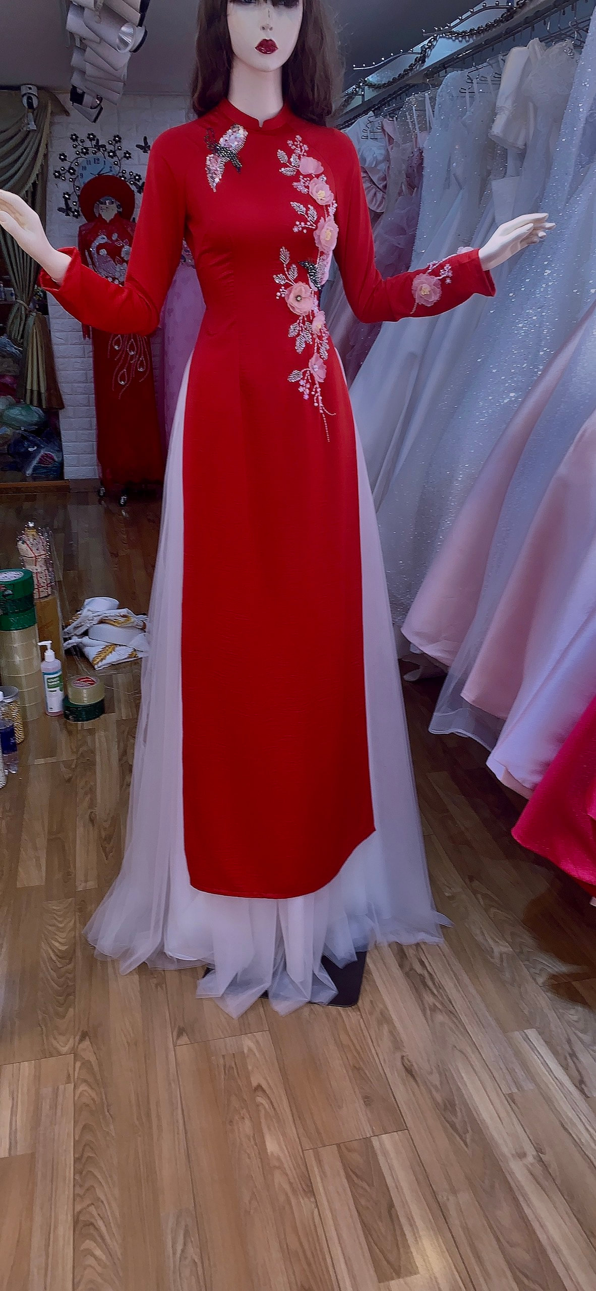 Various styles - Traditional red chiffon Vietnamese Wedding Ao Dai with