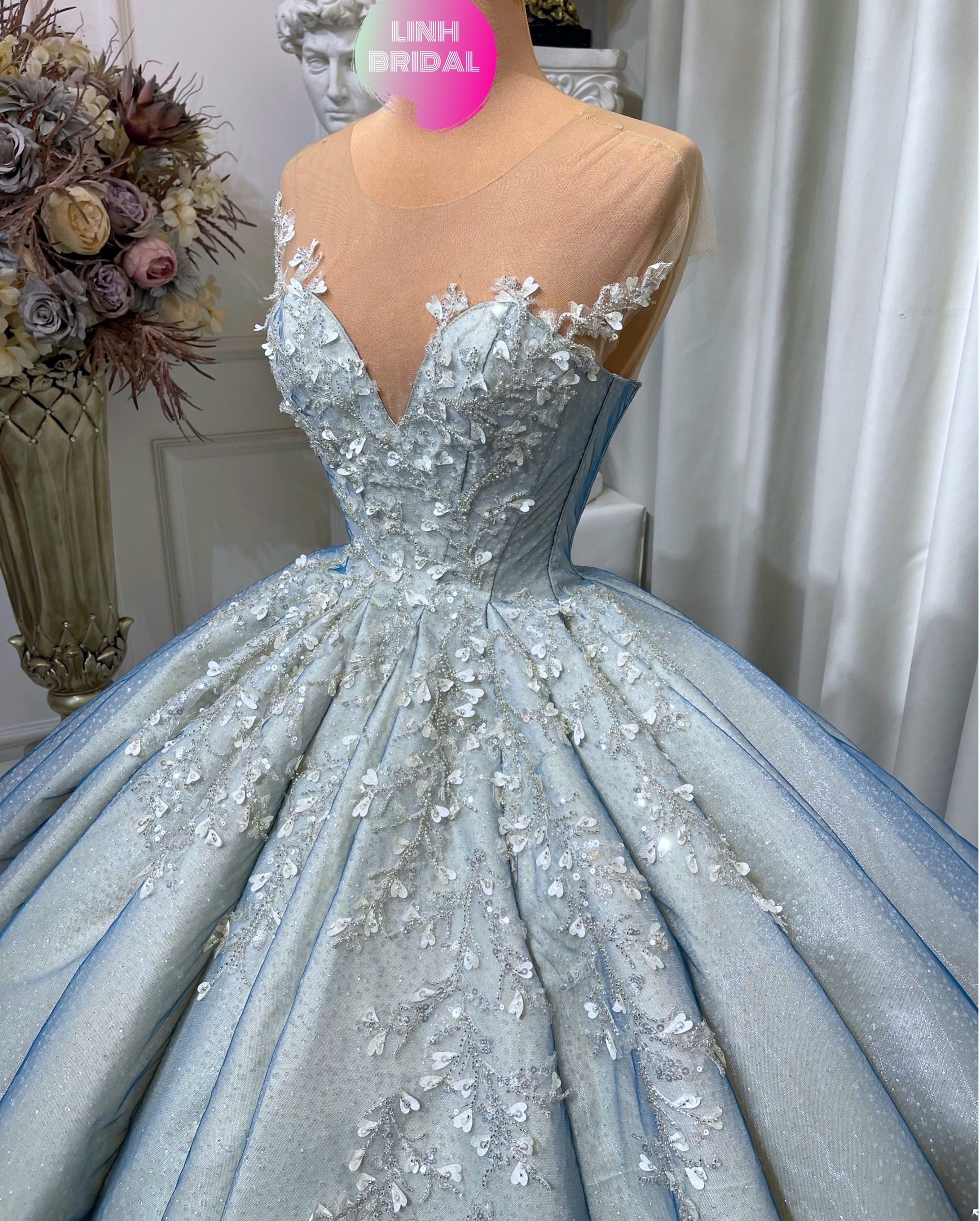 Princess Ball Gown Wedding Dress Shiny Bridal Gown - Elsi John-suu.vn