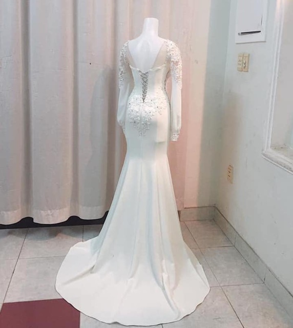 White vintage boho ruched satin trumpet wedding dress with