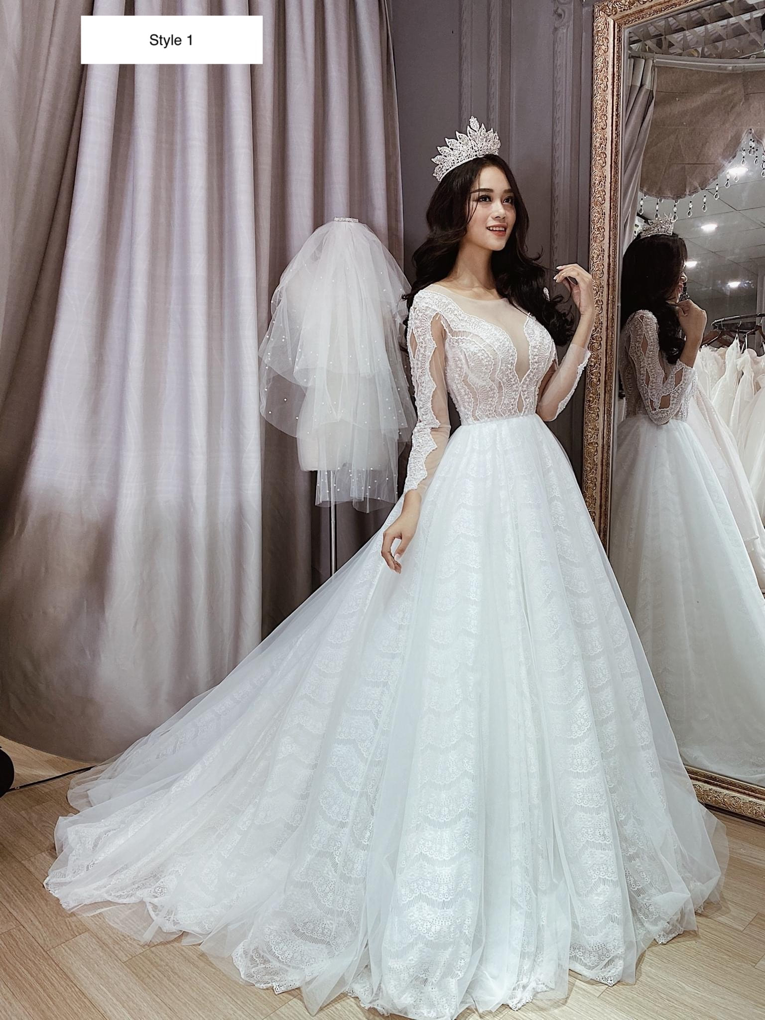 Feminine sexy long sleeve V neck floral lace white ball gown wedding ...